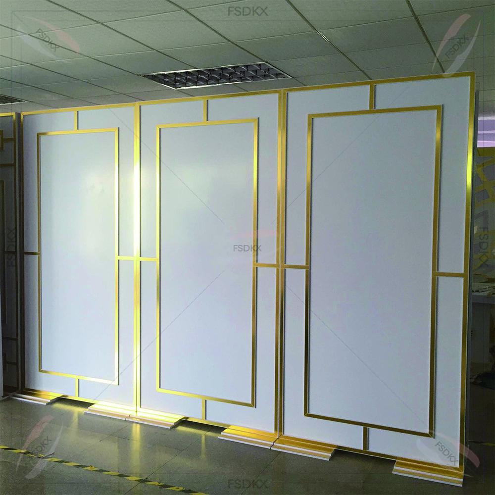 Glanzende gouden feestbenodigd - Event Party Supply Rental recensie en prijs